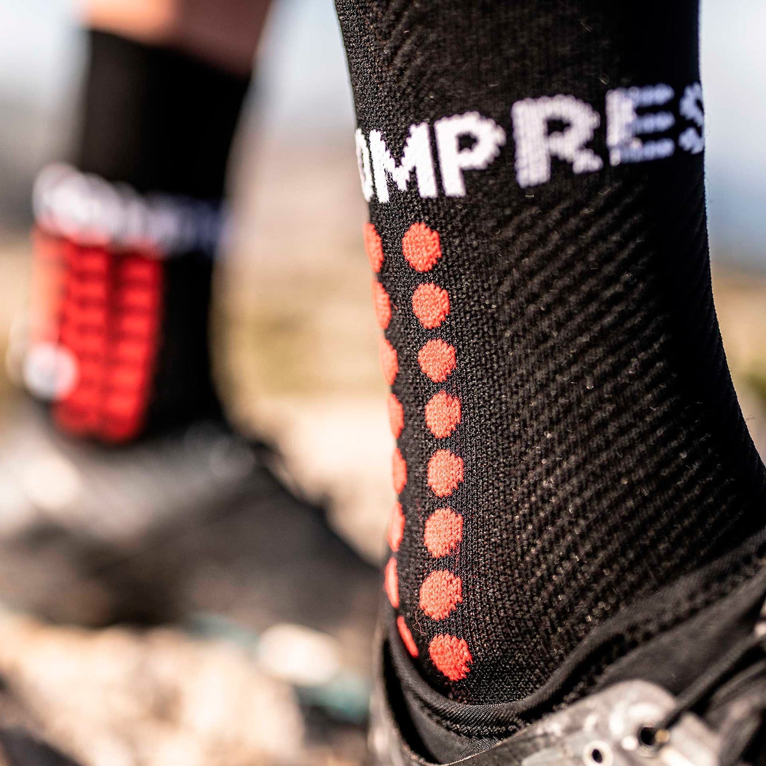 Ultra Trail Socks V2.0 Black Red