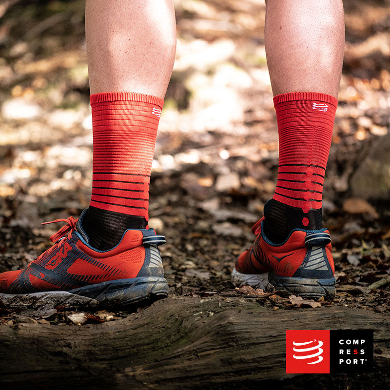 Nuevo Calcetín Mid Compression Negro/Rojo Compressport