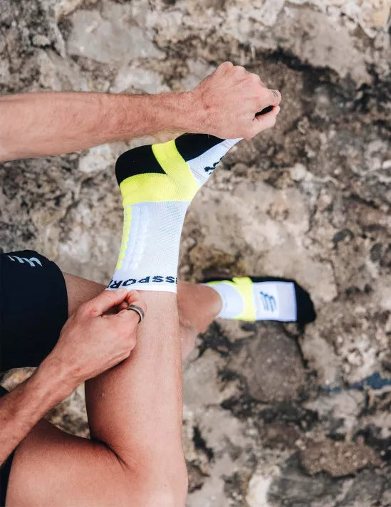 Ultra Trail Socks V2.0 White Black/Safety Yellow